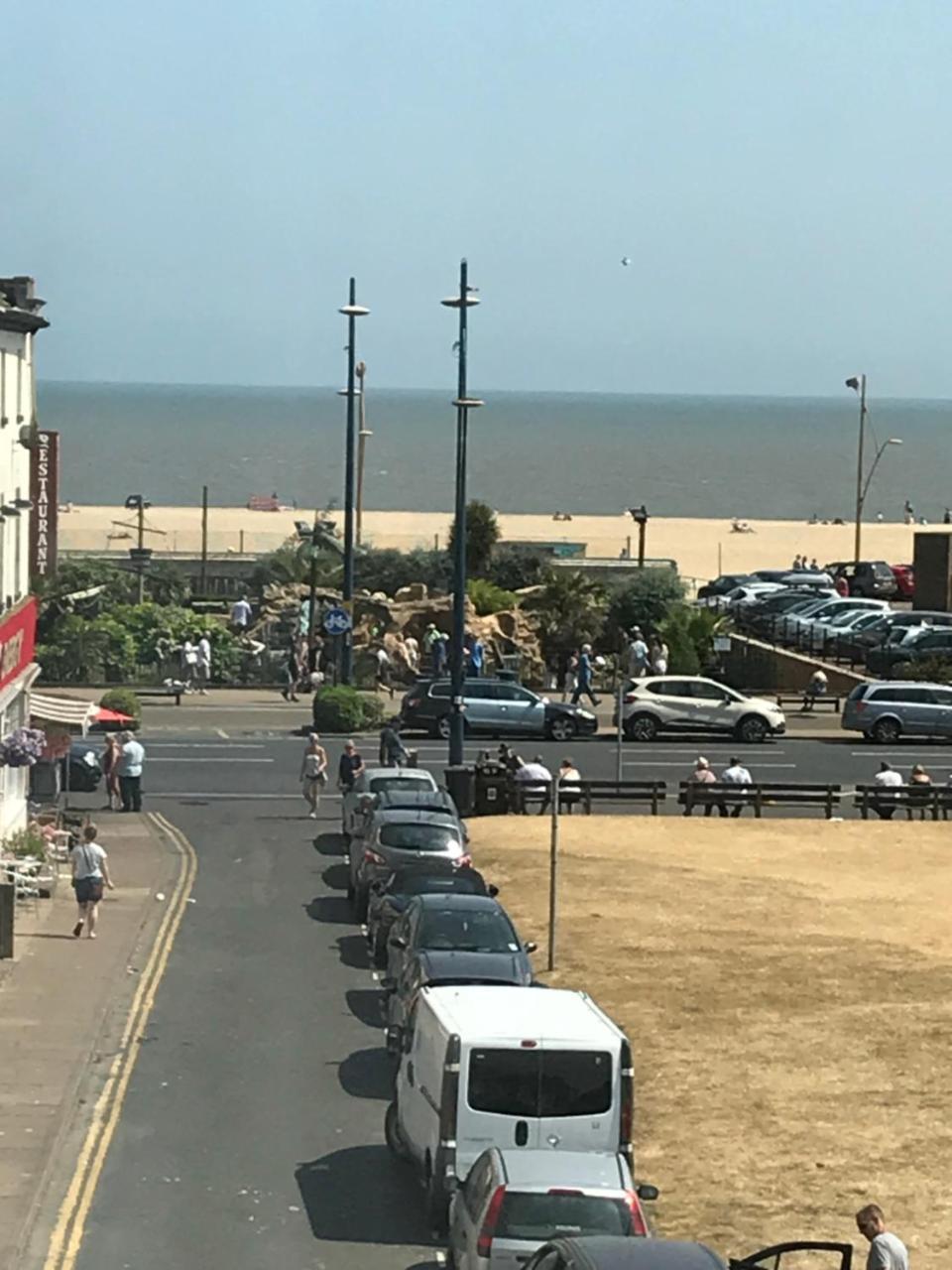 Willows Guest House Great Yarmouth Extérieur photo